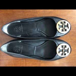 Black reva flats with gold emblem- Tory Burch